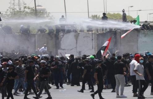 حمله به معترضان دولت در عراق/اصابت موشک به منطقه سبز بغداد